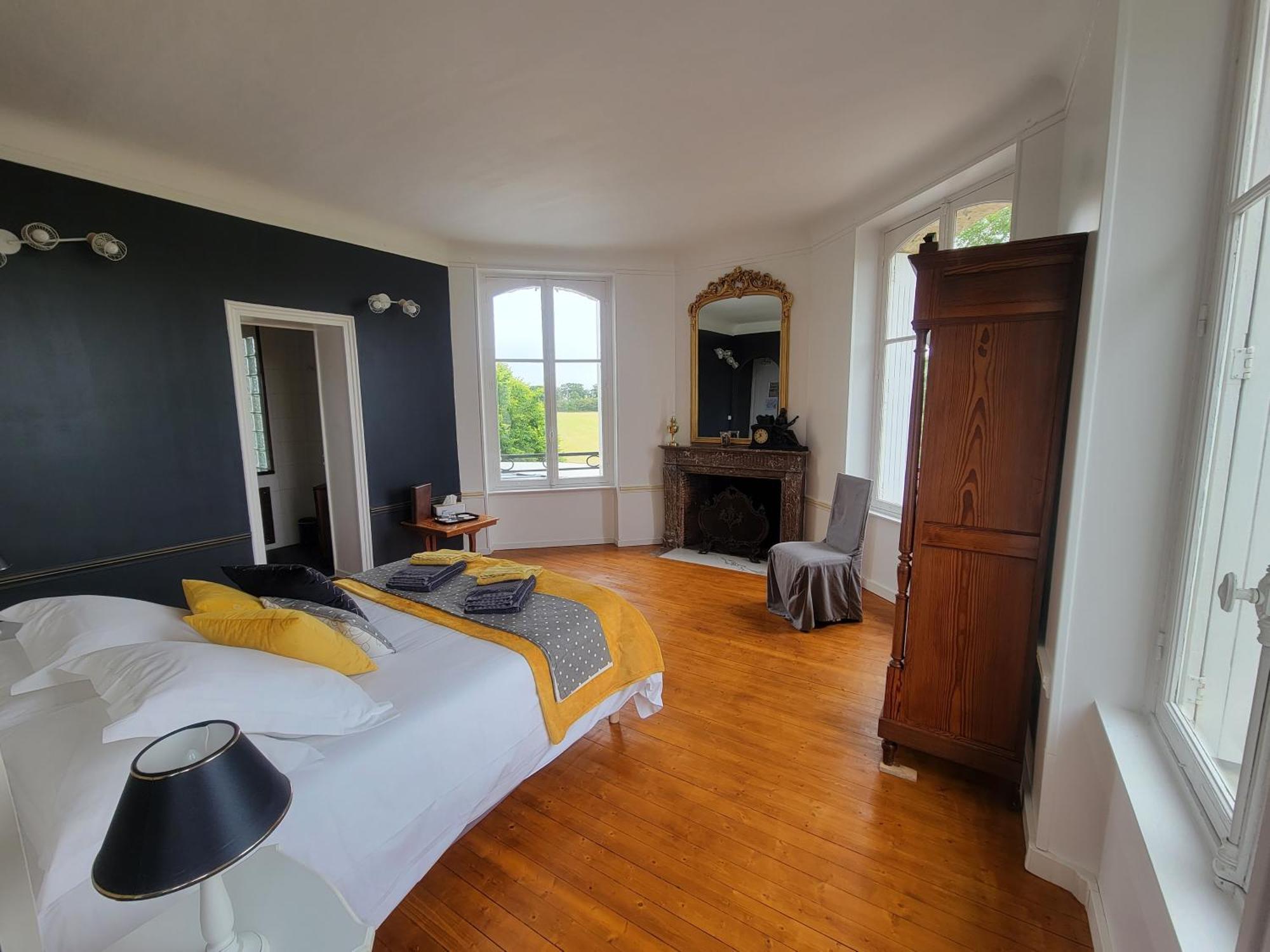 Chateau De Surville Surville  Room photo